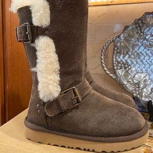 UGG Magda kids boots